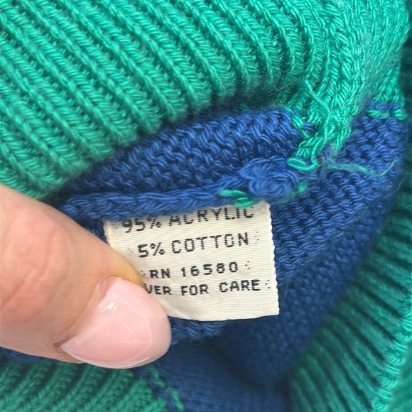 Catalina Vintage Blue Knit Boat Sweater - Picture 8 of 8